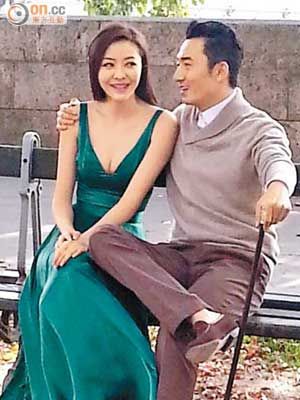 熊黛林与陈昊在巴黎拍广告，状甚亲密