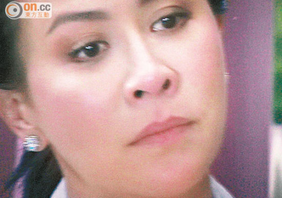 刘嘉玲眼泛泪光