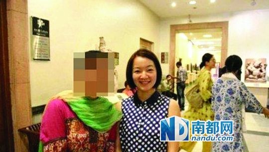 网友最近拍到阿雅、王菲和谢娜同游印度。两年多的北京生活，让阿雅在大陆拥有了不少新朋友。