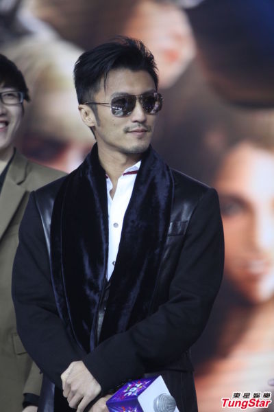 谢霆锋拒绝受访