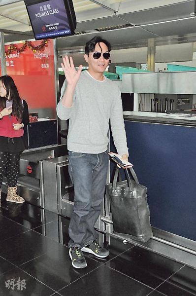 张智霖以自己做饵，希望儿子魔童避开追访。