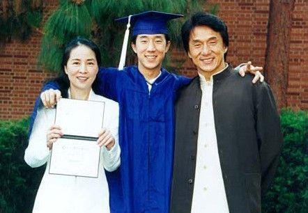 成龙、房祖名、林凤娇（资料图）