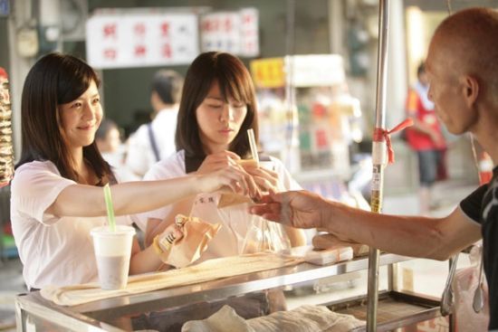 弯弯曾出演“那些年”沈佳宜好友胡家玮