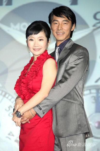 陶子携夫代言秀恩爱
