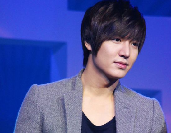 韩国演员李敏镐