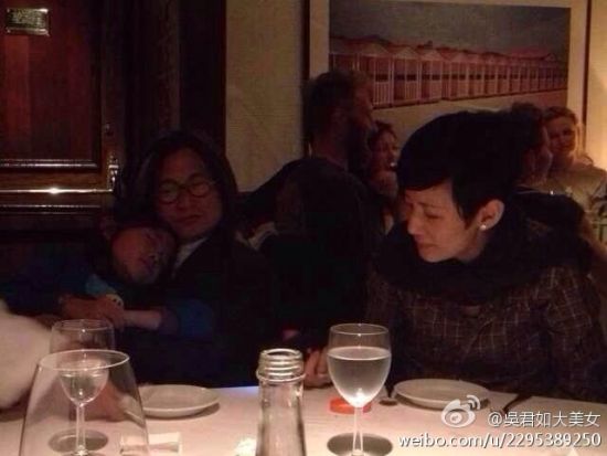 陈可辛抱女儿吴君如落寞