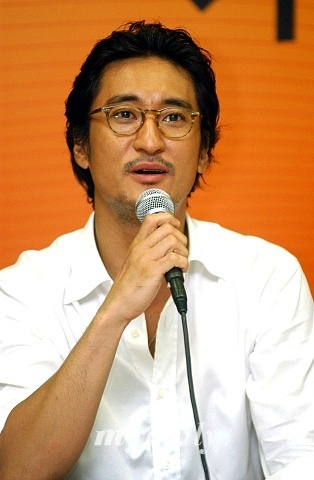 申贤俊将到女子大学演讲 约2500名学生参加(图)