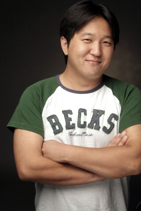 郑俊河爆料出游事 郑刑敦被疑恋爱出面澄清(图)