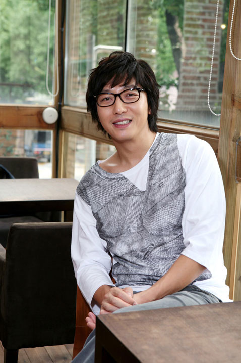 最差的男人卓在勋谈心声32岁艰难从艺图