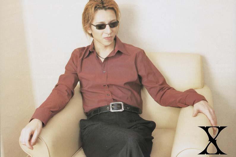 YOSHIKI真命天女出现为一美国黑发模特儿(图)_手机新浪网
