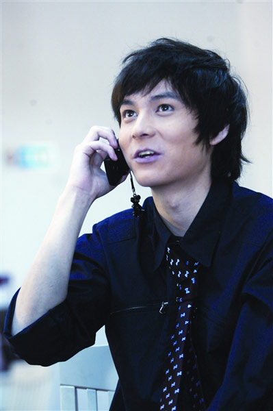 中韩帅哥武汉共话理想 君君迷跳舞承铉爱中文