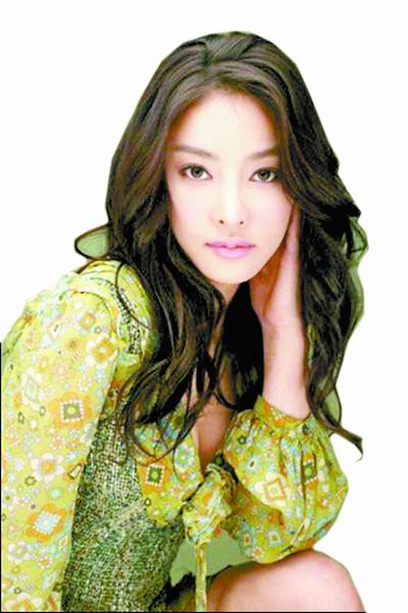 张紫妍生前玉照