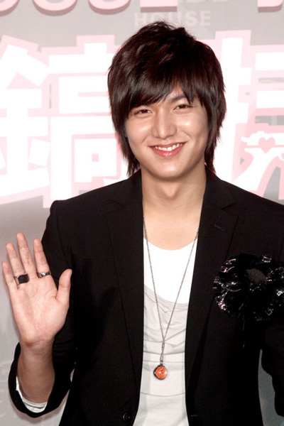 李民浩取消访港 新加坡影迷聚会被迫腰斩