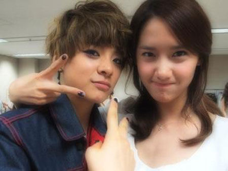 f(x)成员Amber、少女时代成员允儿