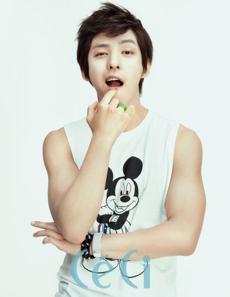 superjunior金基范:首担主角压力大