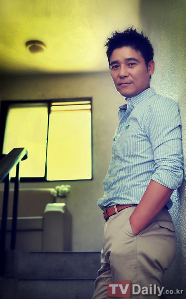 任昌丁宣传新片