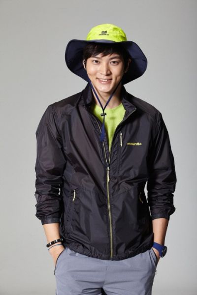 新浪娱乐讯 正在出演mbc周三周四剧《7级公务员》的韩国艺人朱元最近