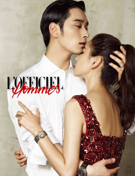 2PM成员黄灿盛化身花花公子