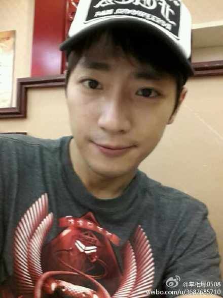 李相烨自拍照