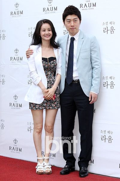 金佳妍、林耀焕