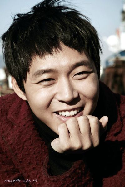 拥有阳光笑容的朴有天