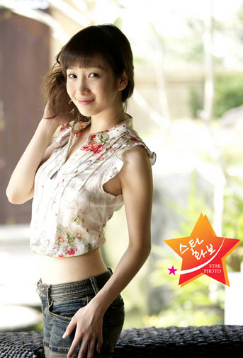 组图香蕉女孩李贤智清凉写真纤腿蛮腰好身材