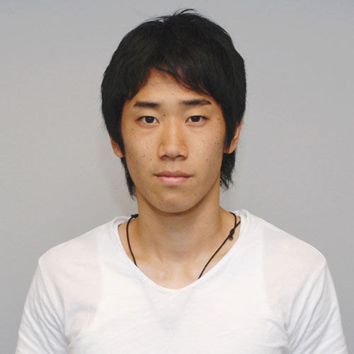 球星香川真司向长泽雅美告白引热议