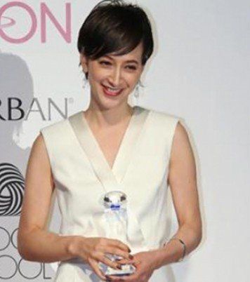 混血美女主播泷川雅美曾被曝出性爱光盘