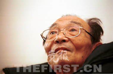 陈述没有高职称不能享受全医保_手机新浪网