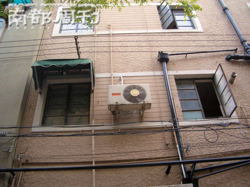 黄奕以前就住在这里。