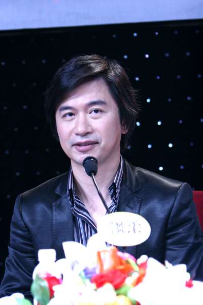 黄舒骏老邪本性尽现 史上最毒点评引发争议(图)