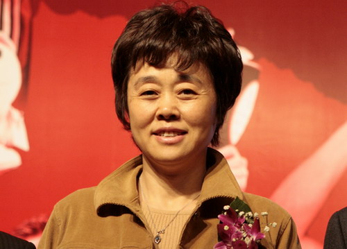 孙晋芳孔令辉李宁刘璇 历数体育明星转型方向