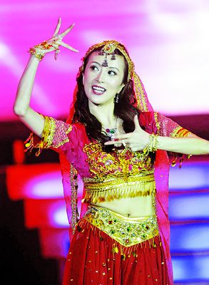 父母荧屏为金巧巧征婚承诺两年之内坐花轿图