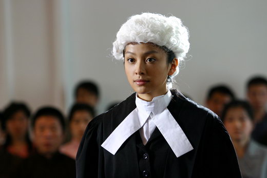 《大秦帝国》中因饰演女一号莹玉公主而备受瞩目的影视新星齐芳