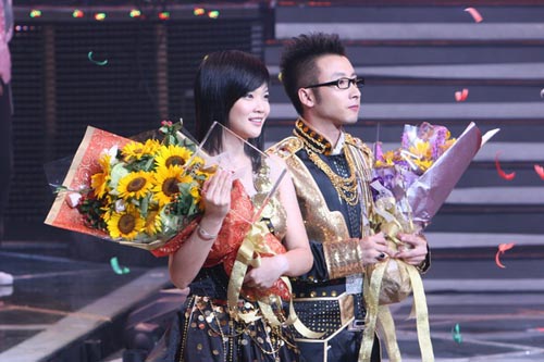 2007《绝对唱响》年度总冠军:啸楠周晓晓2007《绝对唱响》年度总季军
