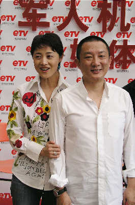 刘蓓一声叹息好好工作好好带孩子图