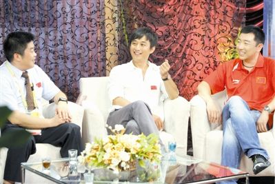 黄磊在节目录制现场