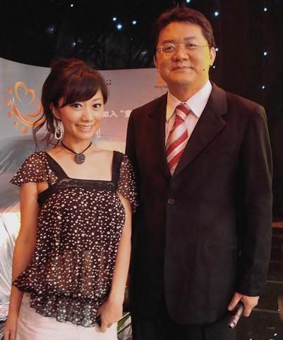 张斌和原梓菲合