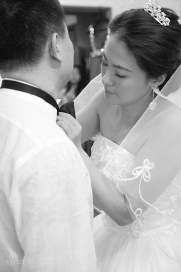 沈傲君与相恋两年外交官结婚婚礼上再言隐退 手机新浪网