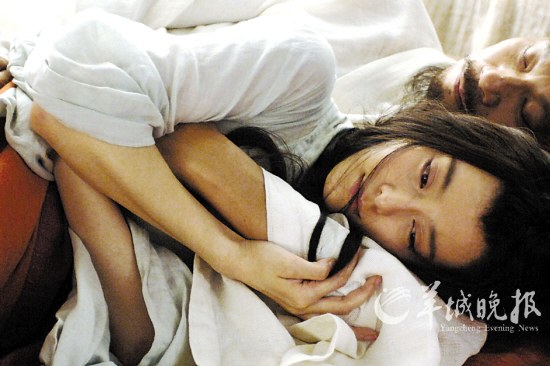 范冰冰和王学圻在《麦田》中