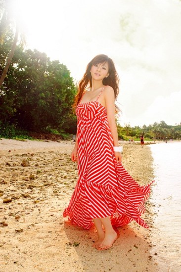 80后女主播王婧网络晒500名鞋(图)