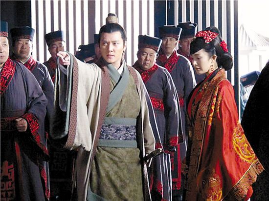 《虎符传奇》中与冯绍峰展开一段苦恋