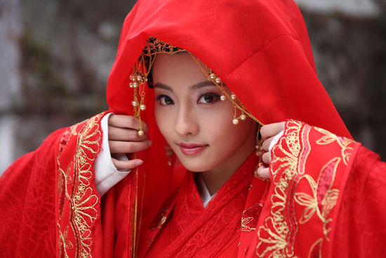 张嘉倪在电视剧《天师钟馗》饰演聂小倩