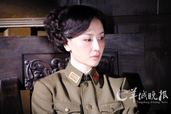 《汉阳造》里的孙宁英气十足