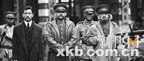 《辛亥革命》剧照