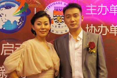 张雅萌巩峥"代言人"
