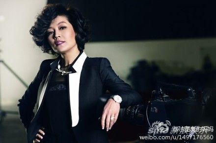 哈文上演时尚气场大片