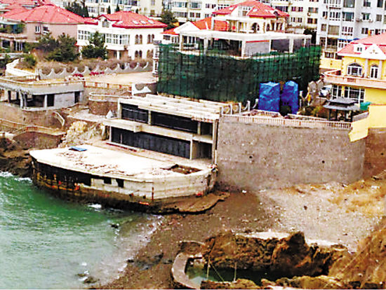 被曝该别墅面积达3200平方米，已暂停施工