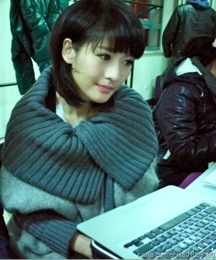 美女主播沈星生活照