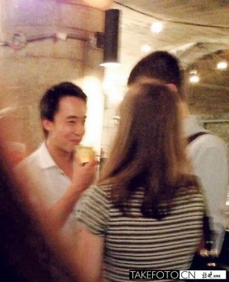 薄瓜瓜现身哥伦比亚大学法学院学生聚会